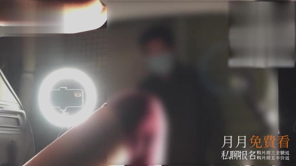 惊悚！真实少女放置公共场所，陌生人任意调教被玩哭求饶 预览截图 1