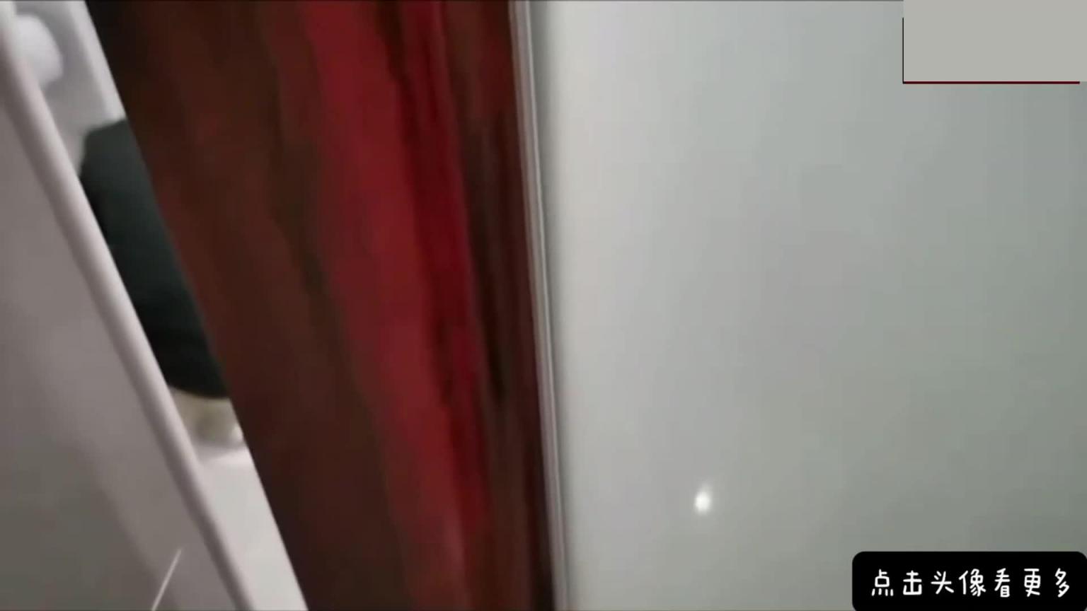《勾搭巨乳嫂子》刚刚下班的嫂子撩骚勾起她的性欲 预览截图 4