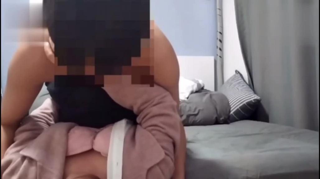 【真实破处】壮小伙喜提一血，妹子全程抗日直求饶喊疼 预览截图 10