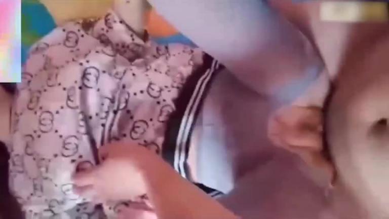 【乱伦丈母娘】为了女儿单身11年岳母和女婿婚房乱伦，真实山东畜生女婿老婆怀孕期间和岳母乱伦 预览截图 10