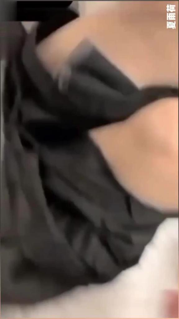 【叔嫂乱伦】哥哥出差腿模嫂子被弟弟灌醉在家里不安全带到酒店开房强行爆操你哥哥知道了怎么办奶子小逼真嫩超刺激 预览截图 7