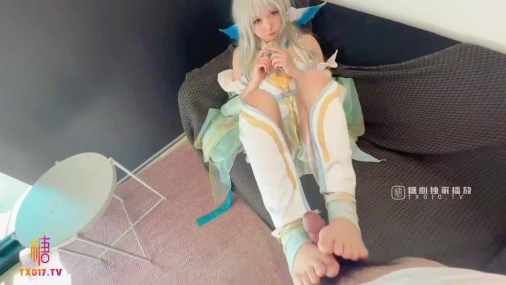 【王者荣耀 西施cos】游龙清影沦为肉便器 超美cos全程露脸服侍大肉棒 预览截图 4
