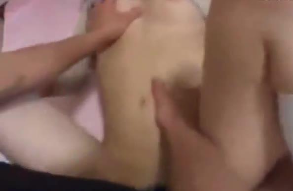 禽兽父亲进女儿房间强奸她 预览截图 2