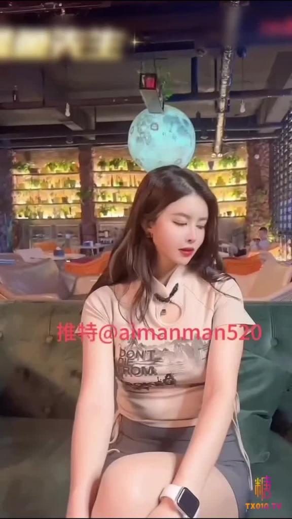 【曼妃小雨】淫欲空姐装醉考验相亲对象性能力没想到骚空姐欲望挺强连续中出两次才满足 预览截图 1