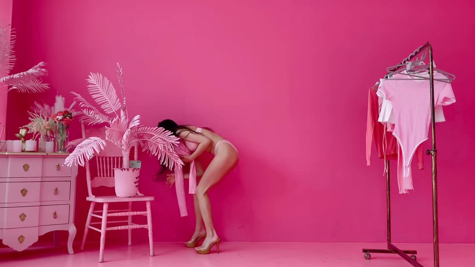 LOOKBOOK#14我最喜欢的粉色：恩地恩地PINK颜色Lookbook 预览截图 3