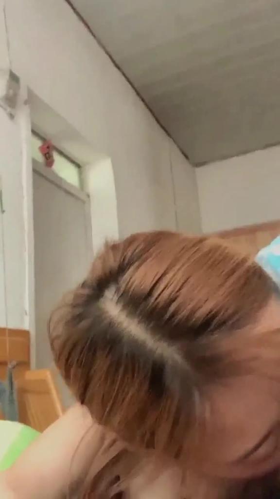 【母子乱伦】高中儿子放学和妈妈乱伦 预览截图 5