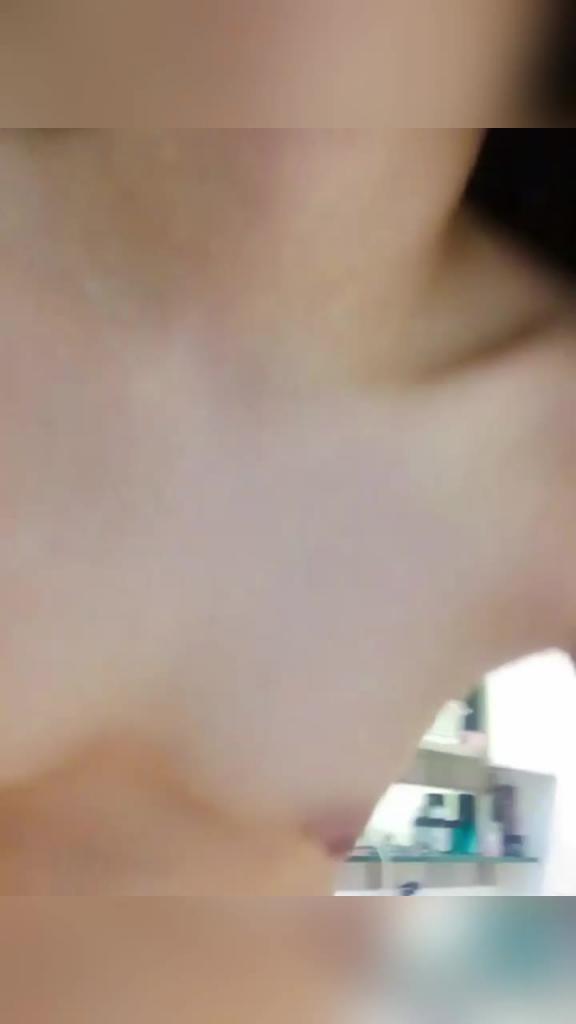 反差眼镜婊高中清纯小学妹被财阀玩弄于股掌之中各种指令调教 预览截图 10