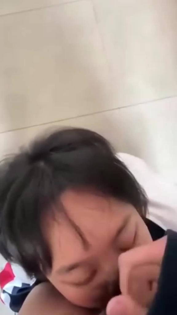 毛都没张齐就做爱的学生们初尝禁果声音都很稚嫩 预览截图 4
