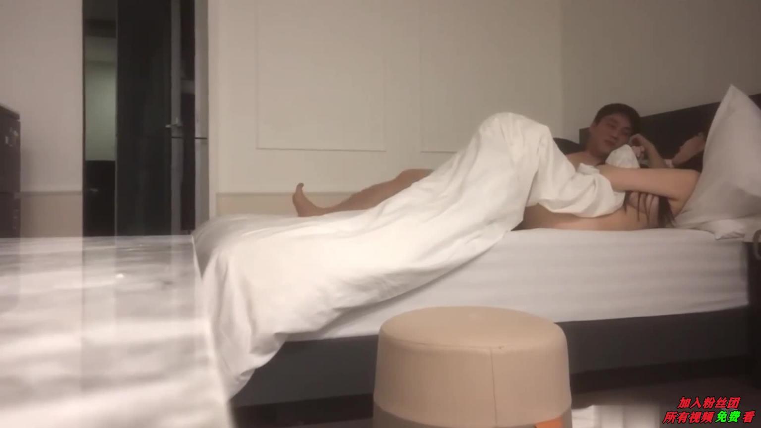 重磅泄密!小胖把表妹给操了!乱伦大戏呀 预览截图 5