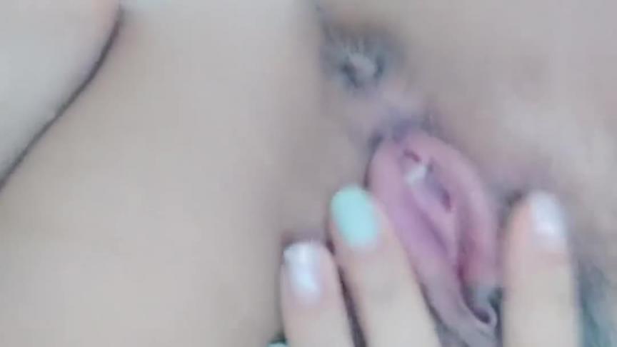 甜美大学生风骚好姐妹,双女百合全程露脸大秀诱惑狼友,揉奶玩逼看特写,抱在一起舌吻好骚,精彩又刺激 预览截图 6