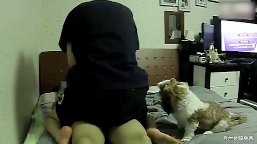 【姐弟乱伦】刚成年弟弟被姐姐口硬后强上 预览截图 3