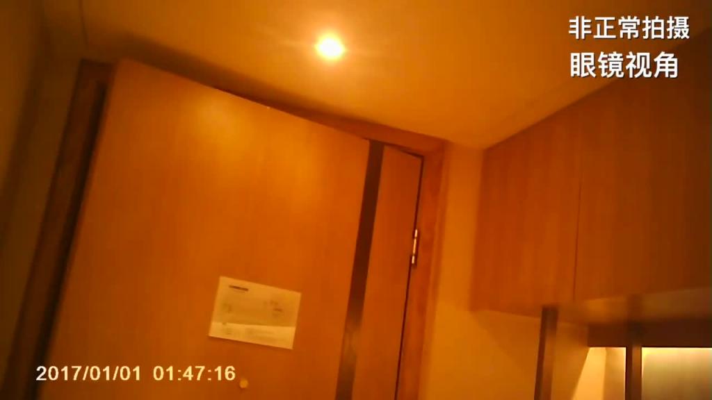 小伙在酒店安装摄像头，意外拍到两男人在做羞耻的事情 预览截图 5