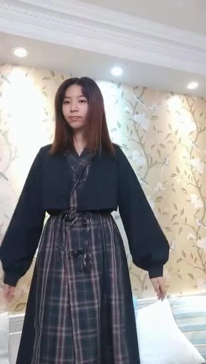 梦梦第一身带你走进拍摄片场3P真枪实弹激情演出 预览截图 2