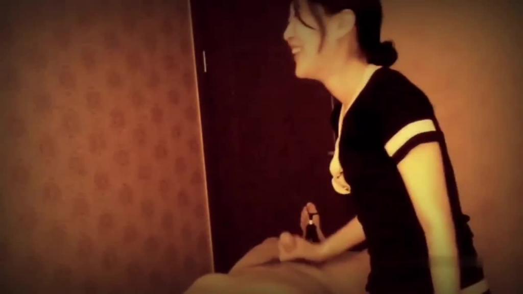 明星颜值! -高端会所SPA·男士推油- 极品美乳技师「摸着奶子射了好多」 预览截图 10