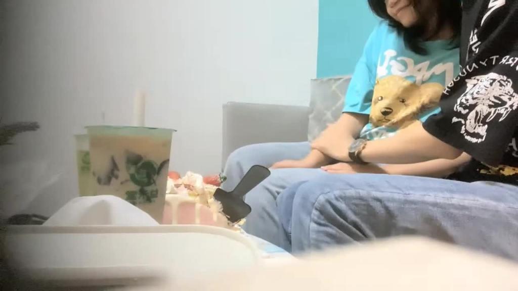 约泡良家年轻嫩妹 搞到她受不了 预览截图 4