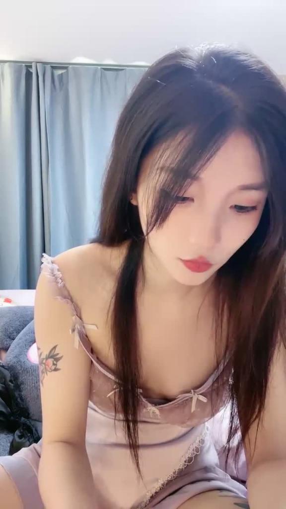 现役顶级颜值清纯美女各色制服满足你 预览截图 8