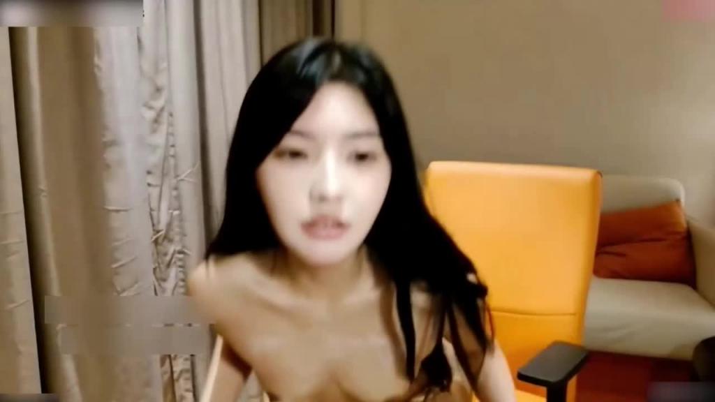 极品高颜值女神高价定制白月光下海大秀全裸自慰反差淫荡_1 预览截图 10
