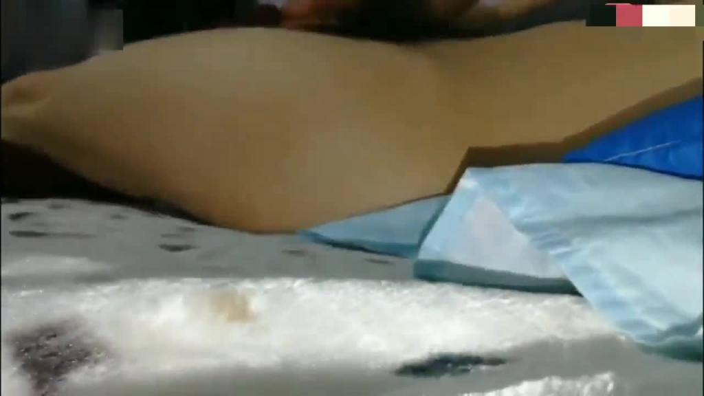 【姐弟乱伦】被姐姐强上,还有惊喜,真对不起姐夫 预览截图 3