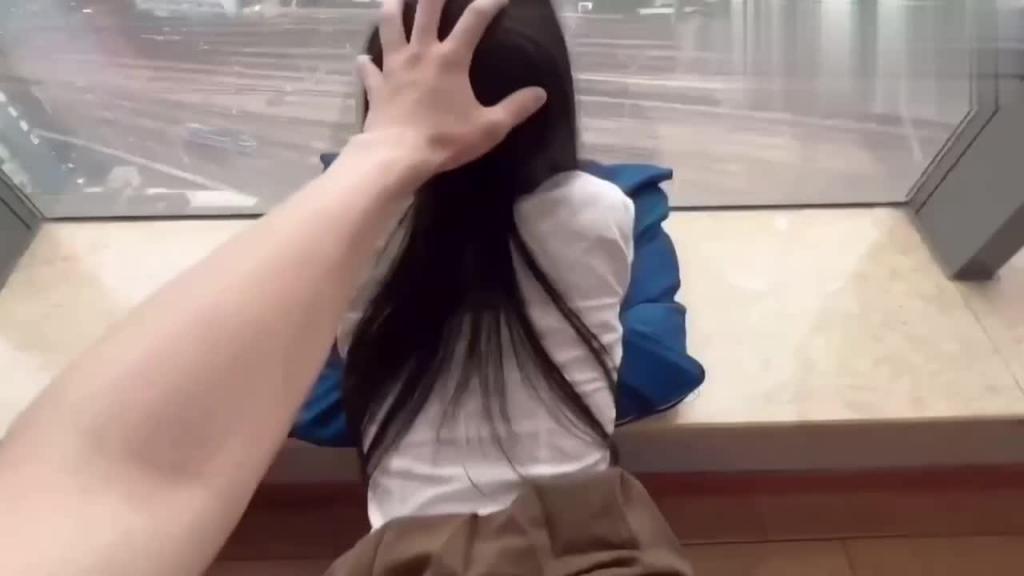 借宿我家的表妹 预览截图 8