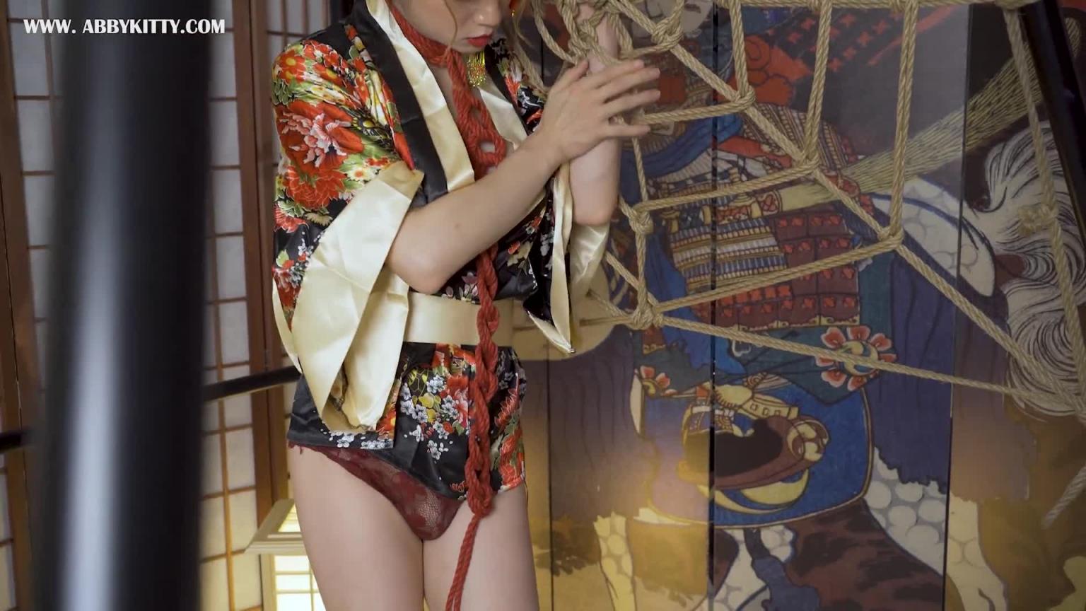 日本性感和服艺妓与绳索表演跳舞-Abby Kitty 预览截图 11