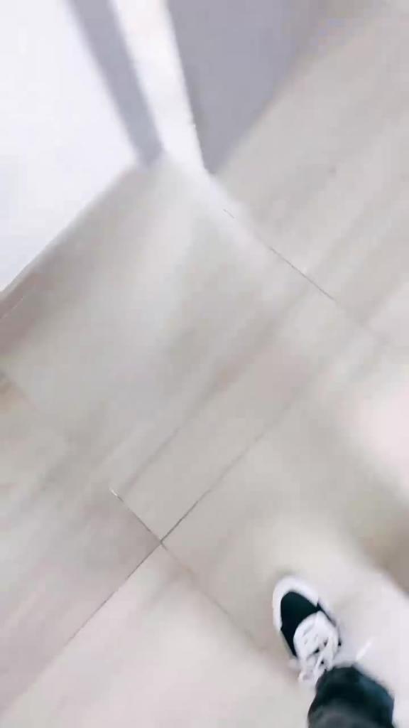 非洲黑鬼勐+萝莉18岁花季少女被黑人破处,处女被黑人操哭 预览截图 10