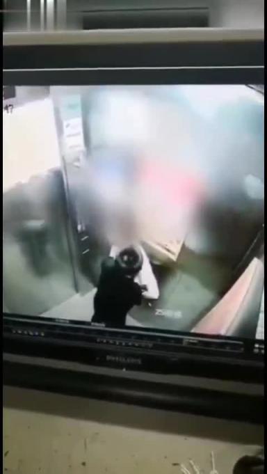 【往死祸害合集】真实打桩机钻屁眼给你通通肠 预览截图 7