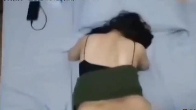 姐弟乱伦,说好最后一次乱伦,可弟弟一次又一次的操姐姐 预览截图 10