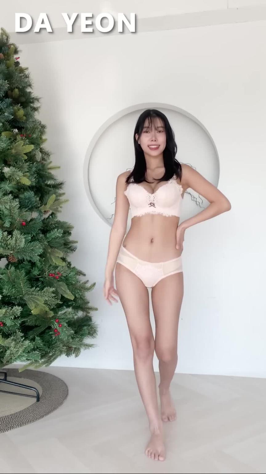 想一个人看的可爱多妍模特的提前圣诞内衣Lookbook拍摄现场lovely underwear outfit❤ 预览截图 5