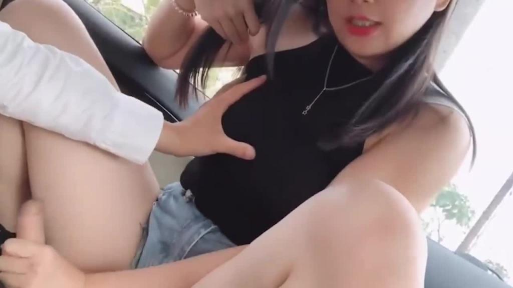 Swag女主播daisybaby超飢渴搭uber跟司机车震口爆 原创自拍 - Daisybaby 预览截图 9