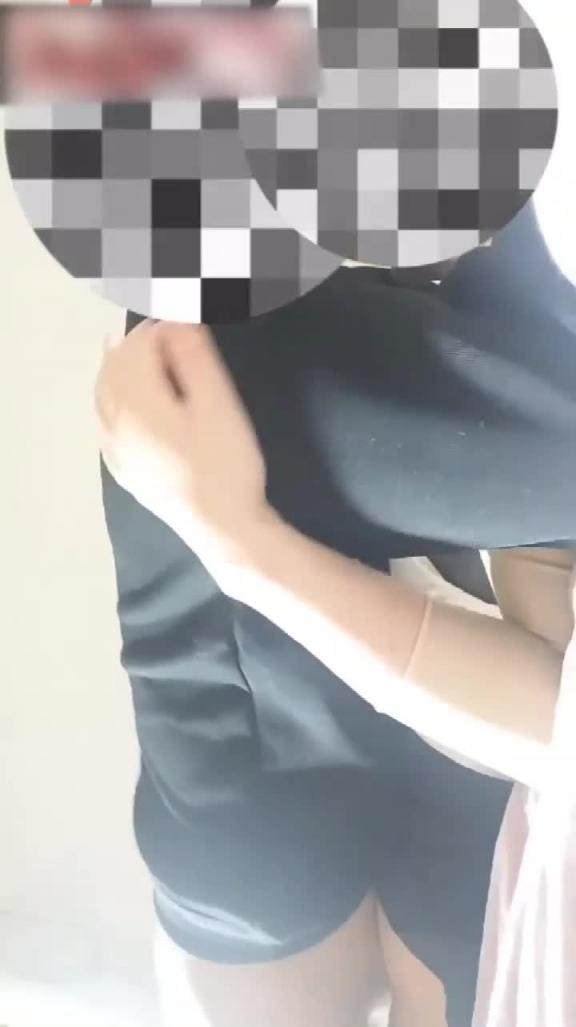乱伦风骚丈母娘 预览截图 8