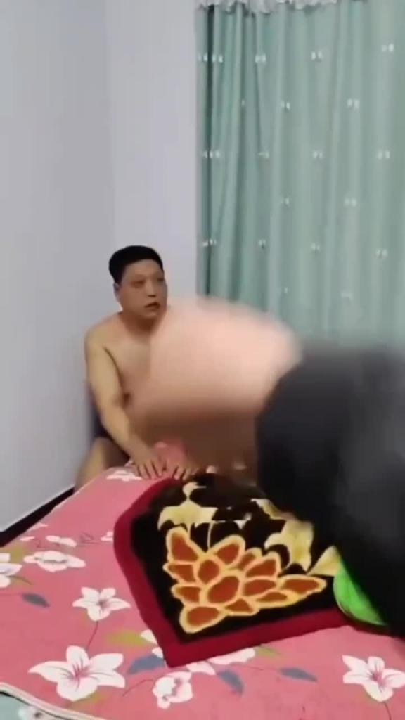夜晚突击捉奸操女的偷情还反抗 预览截图 9