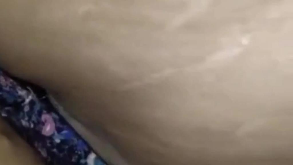 乱伦 孙子操奶奶 预览截图 1