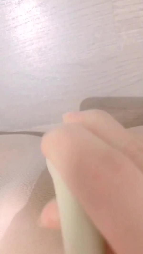 粉红小仙女姐姐丝袜美足跳蛋 预览截图 12