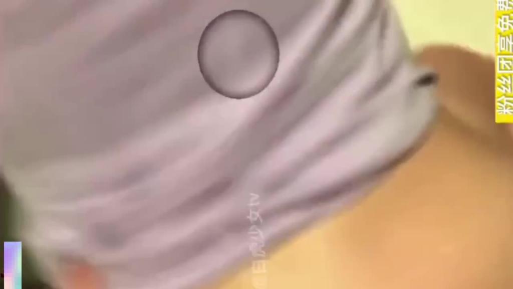 强制18岁骚母狗公厕来一发口爆 预览截图 4