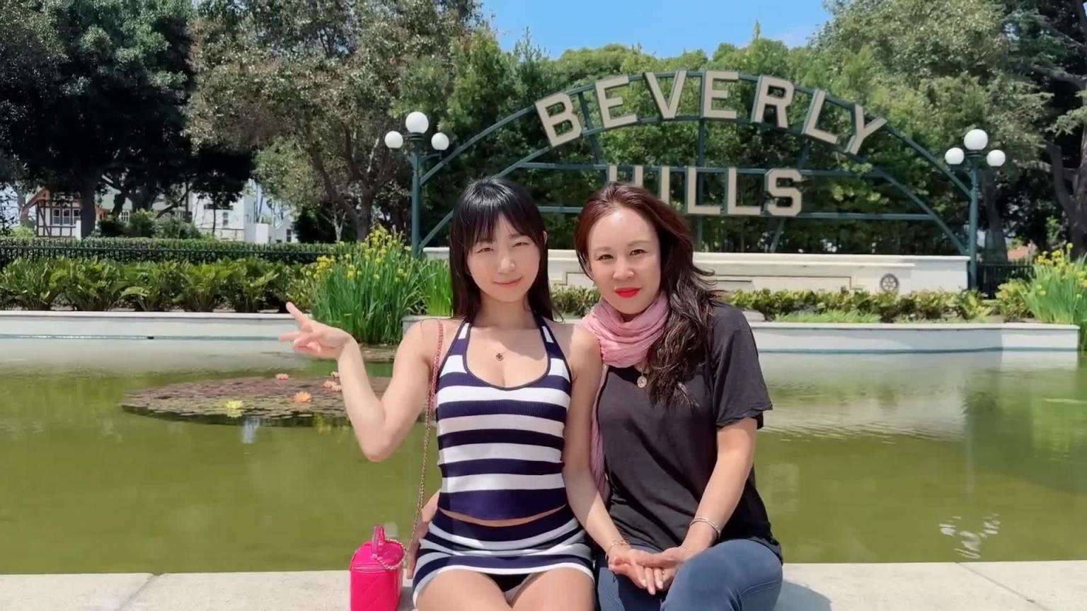 [美国EP.4]我要住在这里贝弗利山庄和把我的泳衣弄得寒酸的辣妹姐姐们…… 预览截图 3