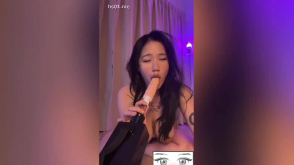 G奶网红纹身女神,用炮机干自己的嘴巴‘胃液都给干出来了’ 预览截图 3