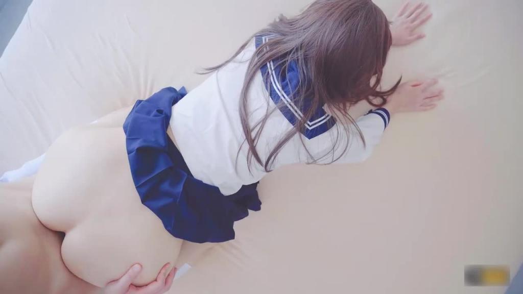 【学生嫩妹】穿着制服的白丝学妹第一视角做爱中出内射 预览截图 4