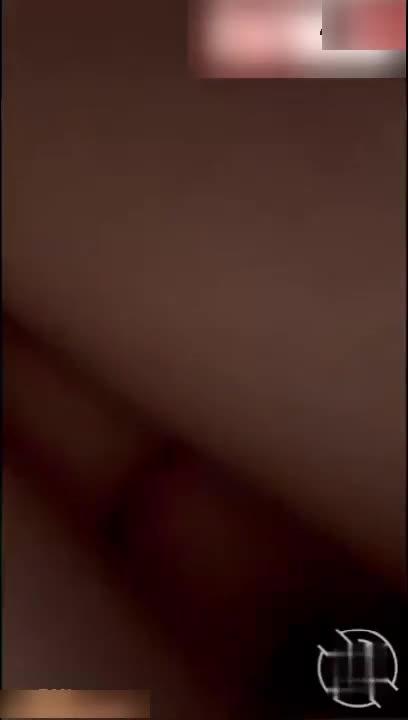 老婆跟我吵架去闺蜜家了,拉着丈母娘回房间强上泄欲,最后丈母娘被气走 预览截图 7