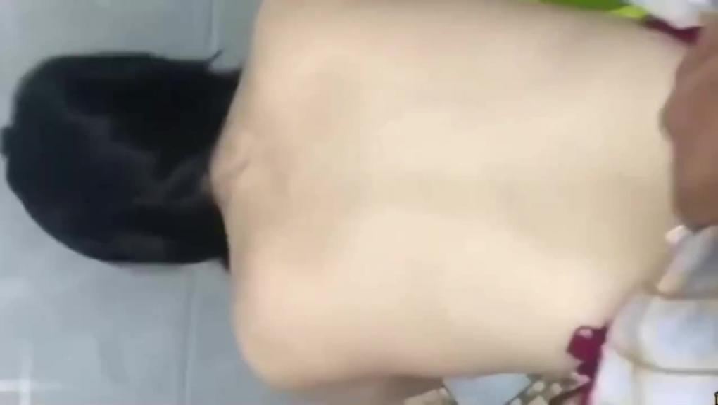 你太大胆了在家里还是要收敛一下等下你哥醒了没事他喝多了强上哺乳期大嫂大哥在家趁嫂子洗澡浴室强上喝奶水亲哥、爸妈都在楼下!乱伦精品 预览截图 5