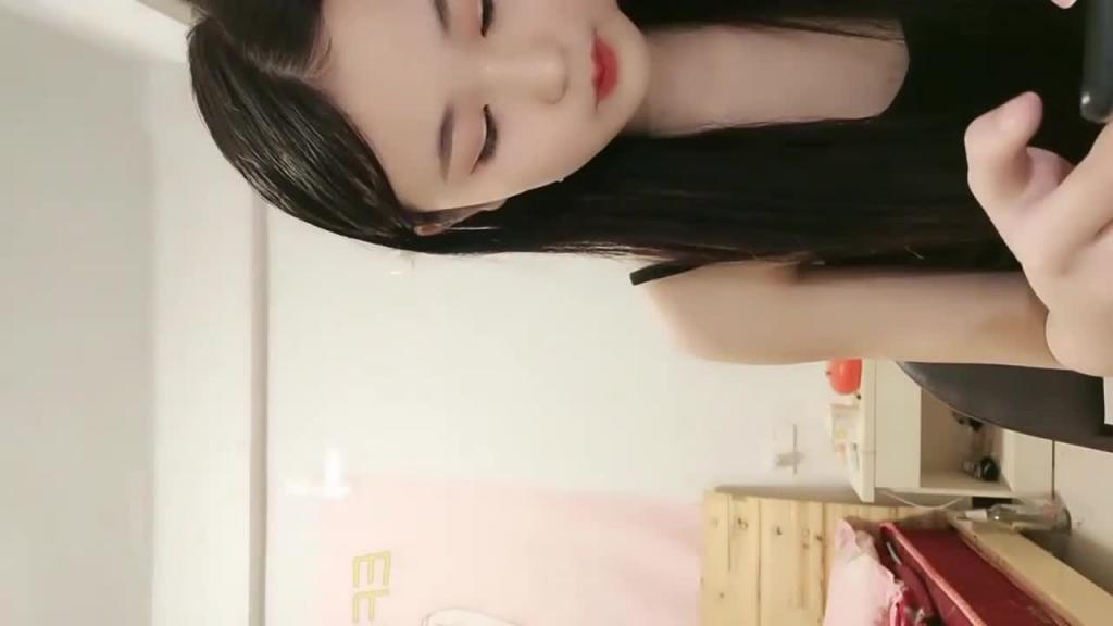 【超嫩萝莉】18岁的超小穴口!小的只能一只手指插的极品1 预览截图 4