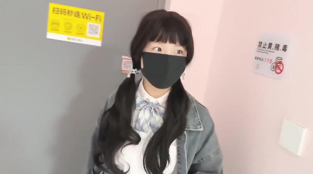 诱骗小姐姐免费精油按摩,偷录视频并且侵犯她 预览截图 1