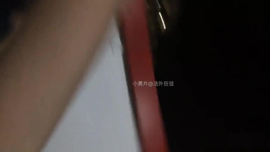 【绿帽淫妻】顶级名模，婚后性贿赂领导被老公投稿 预览截图 11
