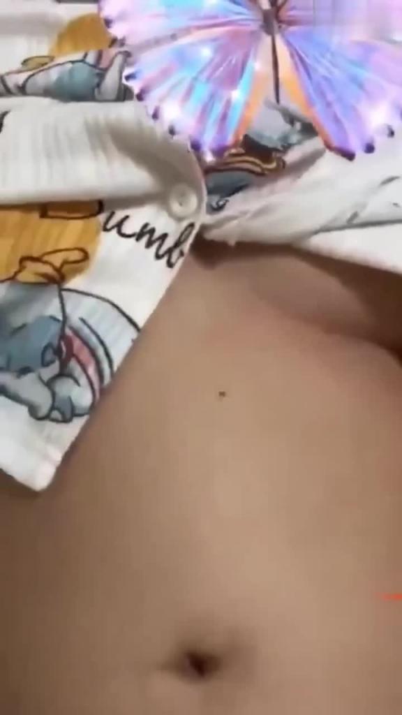 【乱伦母子系列】真实的强上亲妈 全对话字幕妈你的骚逼是不是被很多人操过 预览截图 11