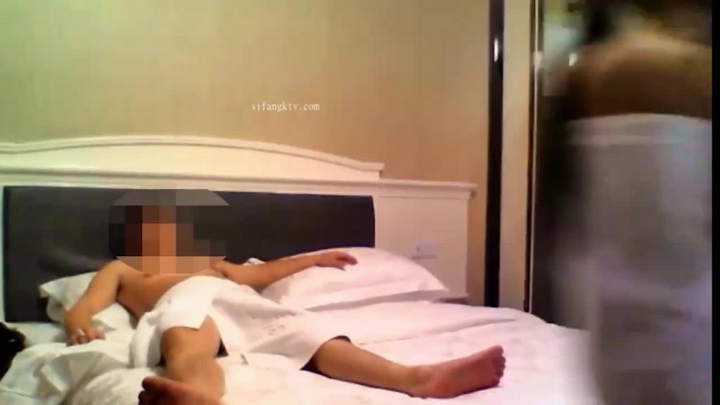 专操萝莉大神♋百人斩♋娇小的JK美少女两番大战 预览截图 5