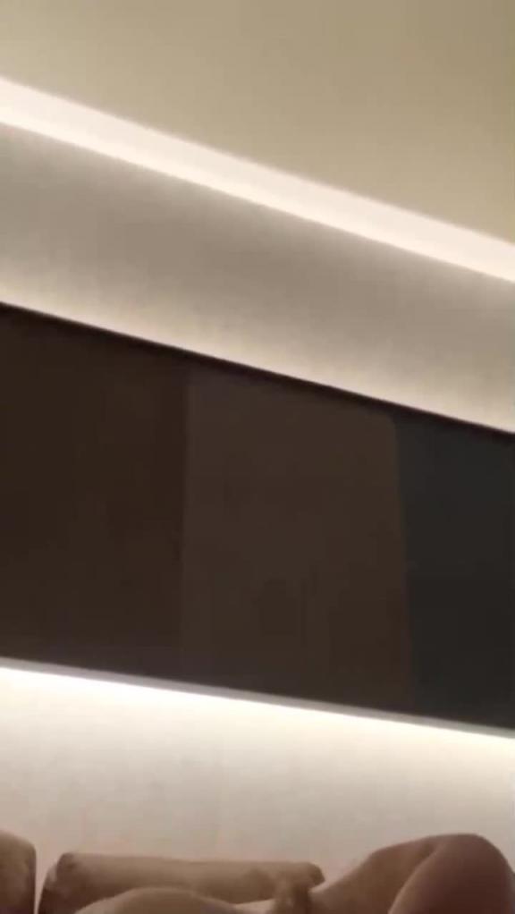 【自拍曝光】明星颜值富豪千金被渣男前男友曝出性爱视频,可惜了这么好的妹子 预览截图 11