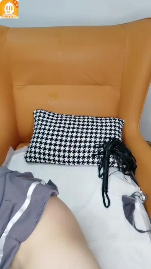 骚货给尿了 预览截图 4