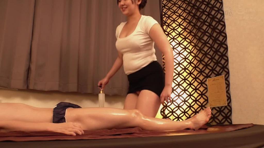 予约要等半年回流率100% 某男士按摩店 密室×密着 高潮过头禁断服务 21 DOCD-012 预览截图 1