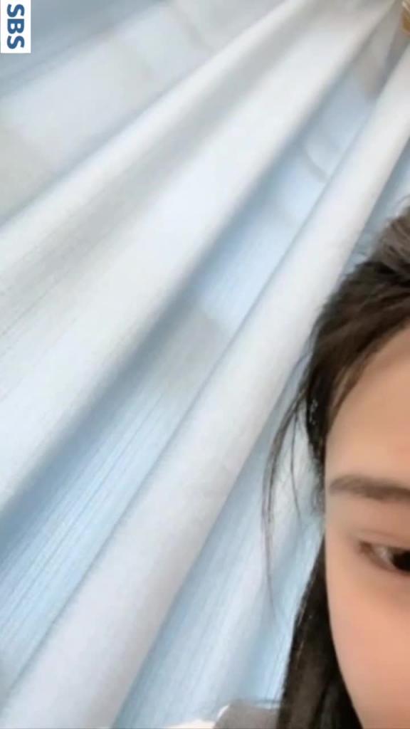 大二学生教室直播自慰 预览截图 10