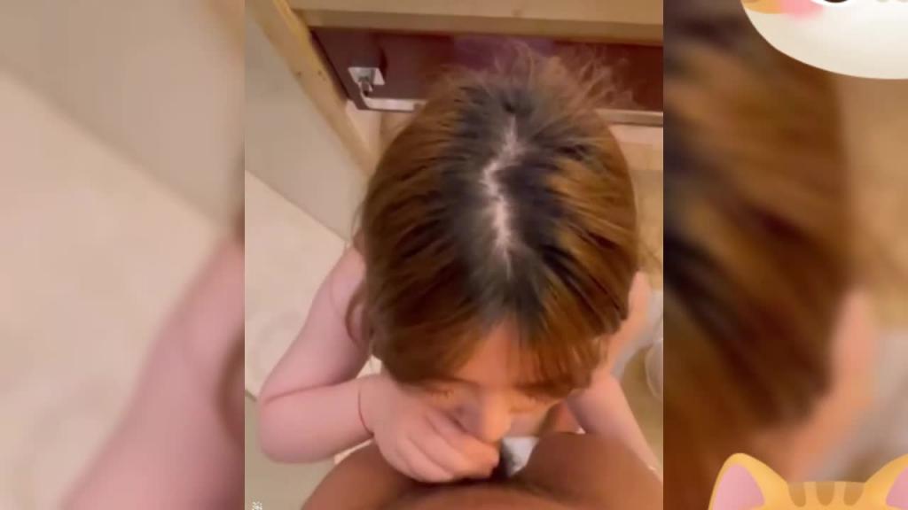 【贴吧泄密】楚楚可怜女孩被大叔颜射调教啪啪 预览截图 5