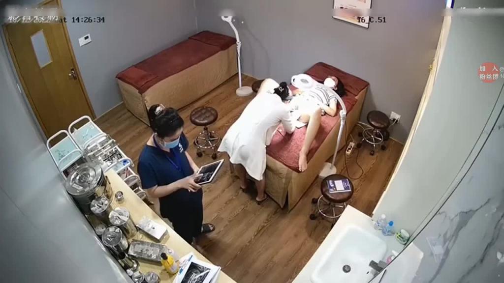 【高清监控】高端美容院,极品小姐姐完美身材展示! 预览截图 9
